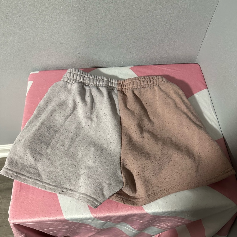 Mixed colors shorts